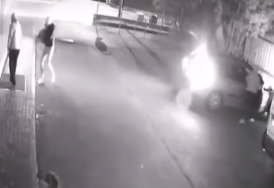 Urmărire ca în filme în Italia. Români, opriți cu focuri de armă de carabinieri. VIDEO