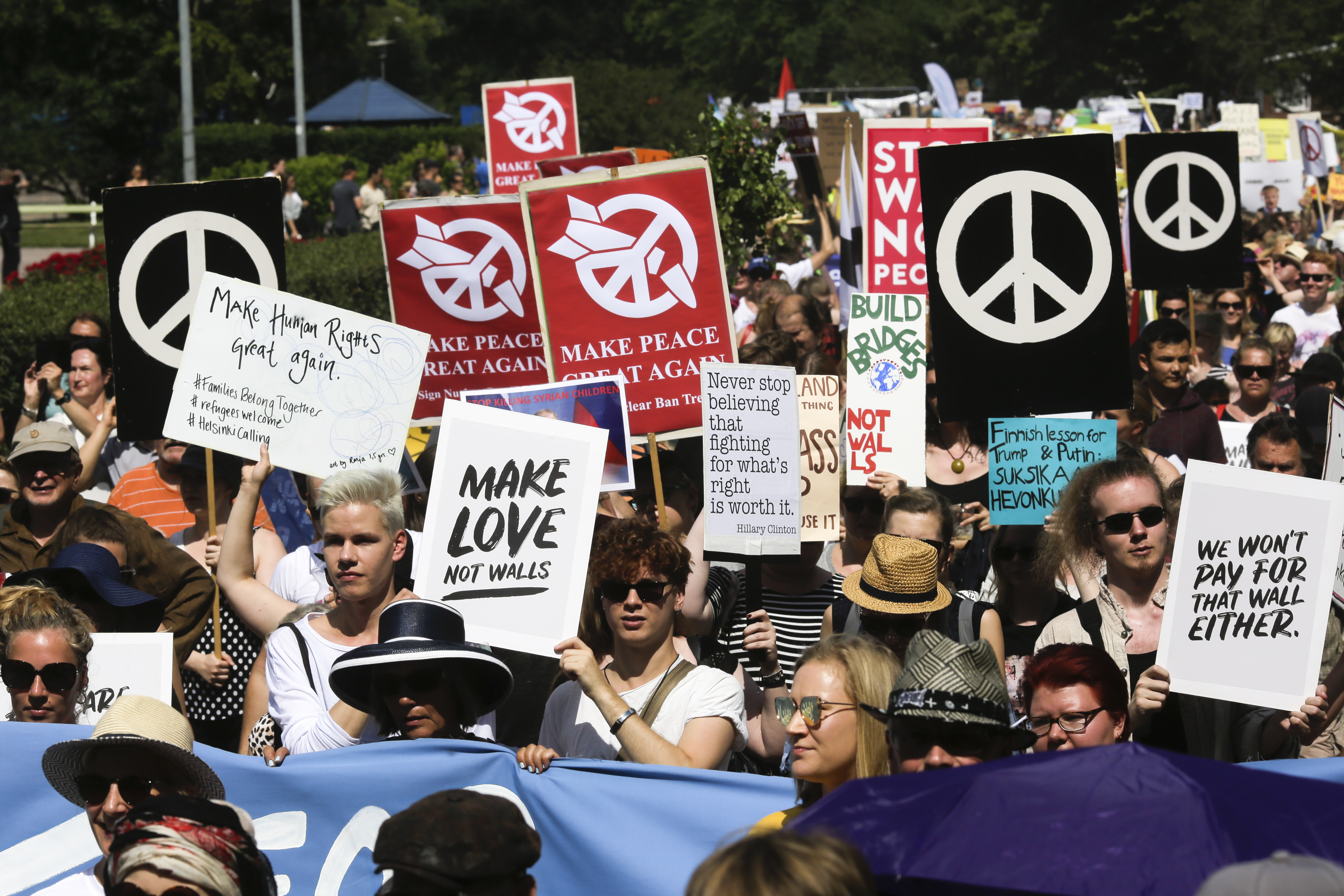Protest cu mii de persoane, la Helsinki, înainte de summitul Putin - Trump. FOTO