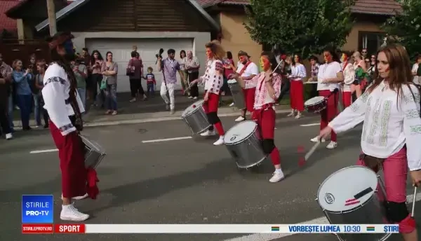 Festival căutat de turişti din întreaga lume, într-un sat din Braşov. Ce vedete vin