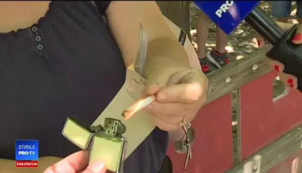 Țigări de jucărie vândute copiilor. Cine a adus aceste mizerii în România ar trebui să răspundă