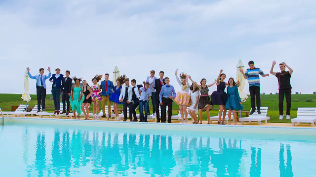 Job-urile temporare pe care le acceptă tinerii români pe timpul verii