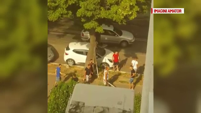 Bătaie cu bâte și pietre în Galați. Scandalul a pornit de la o programare la frizer