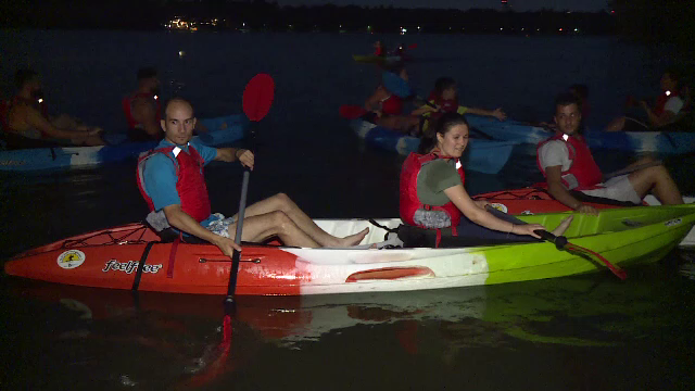 Lecții de caiac, în parcurile din Capitală: „Adrenalină și emoții”