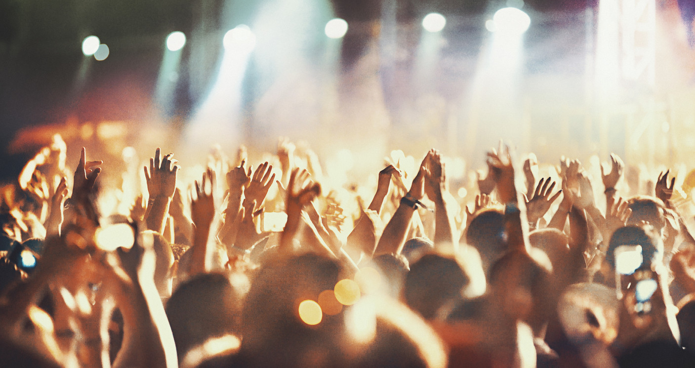 Străinii care participă la festivalurile de muzică din România, îndemnați de medici să se vaccineze