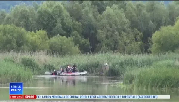 Coada avionului prăbușit, IAR 99-Șoim, recuperată. Martor: A bubuit odată