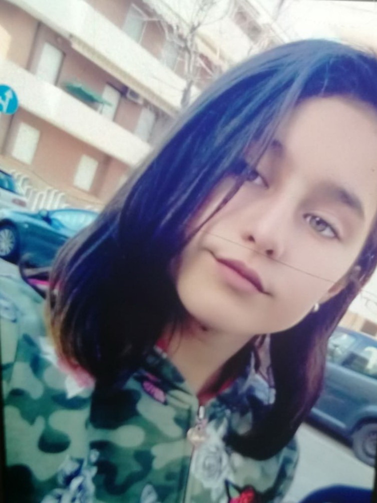 Sunați la 112 dacă o vedeți pe această adolescentă. Mesajul Poliției Române