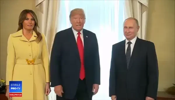 Trump s-a răzgândit, lăudându-şi fermitatea faţă de Moscova