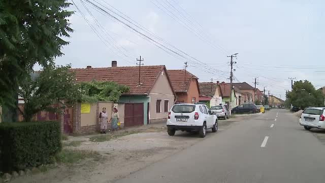 Femeie din Arad, atacată în casă de doi bărbați. Au legat-o și au plecat cu 10.000 de lei