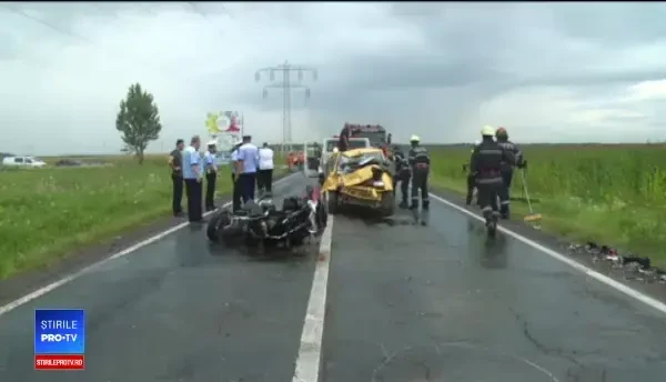 Poliţist pe motocicletă, ucis pe loc într-un accident cumplit. Ce explicaţie dă şoferul
