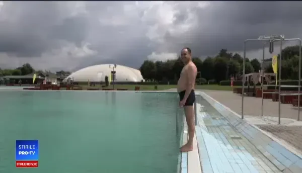 Vremea instabilă a afectat profiturile ștrandurilor și piscinelor: Dăm 20 de bilete pe zi