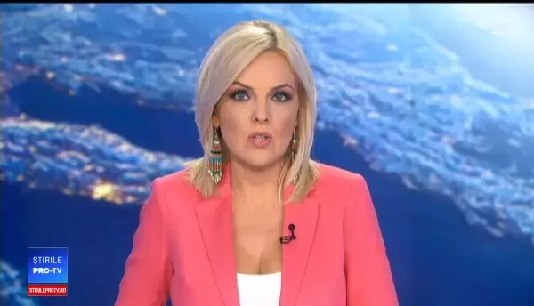 Copil de 5 ani, luat de curenți. Tatăl său a vrut să treacă un râu învolburat cu căruța