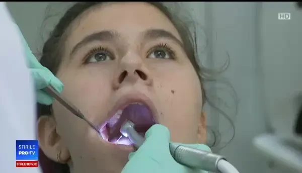 România, pe ultimul loc în Europa la igiena dentară. Obiceiul greșit format la adolescenți