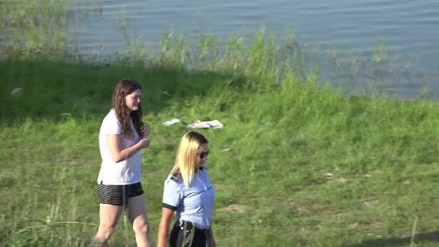 Final dramatic pentru doi îndrăgostiți. Și-a salvat iubita, dar el a dispărut sub apă