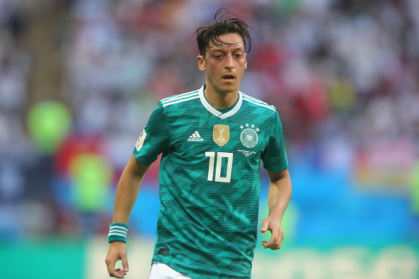 Mesut Ozil și-a anunțat retragerea de la națională. ”Când câștig sunt german, când pierd sunt imigrant”