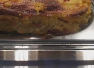 Gândaci în mâncare, la un restaurant din Galați. Explicația administratorului. VIDEO