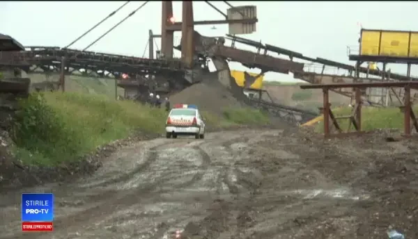 Muncitorii electrocutați la Mina Pinoasa au fost transferați la un spital din Belgia