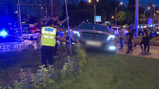 Un tată și fetița lui de 5 ani, spulberați pe trecere în Capitală. Relatările martorilor