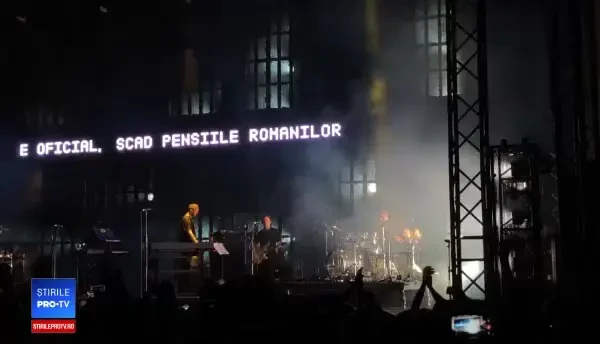 Mesaje socio-politice la concertul Massive Attack. Publicul a scandat împotriva guvernării