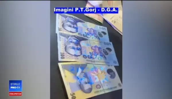 Rețea de înmatriculare a mașinilor cu volan pe dreapta. Trei inspectori RAR, reținuți