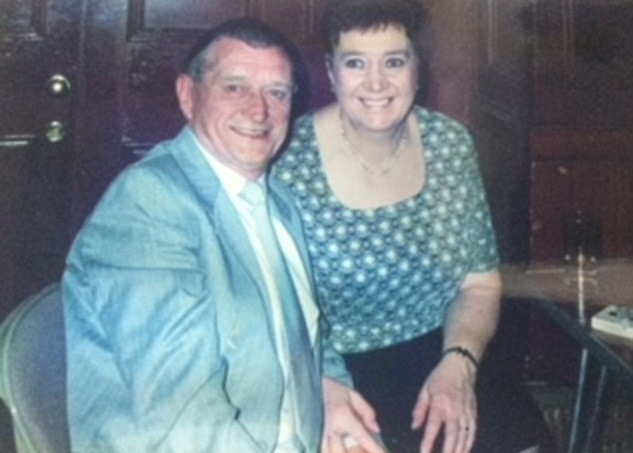 A murit de cancer, după ce și-a îmbrățișat soțul când ajungea de la muncă. Substanța prezentă pe haine