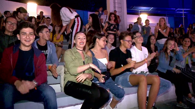 Teatrul de Vară din Costineşti şi-a redeschis porţile: “Mai trebuie și astfel de spații, nu doar cluburi”