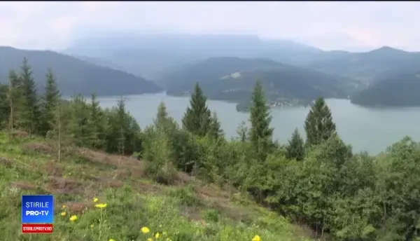 Dezastru ecologic în Bicaz. Primăriile din zonă se învinovățesc reciproc