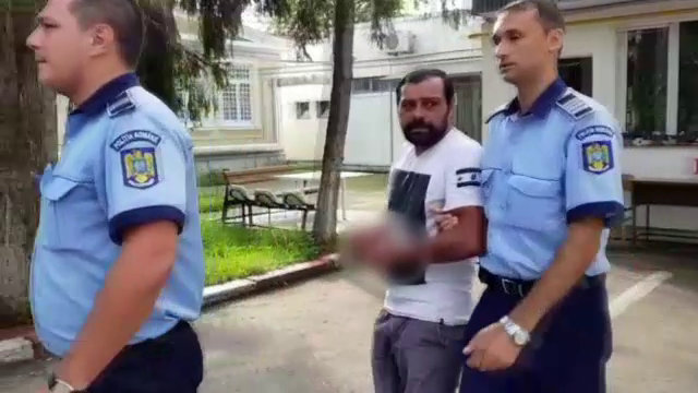 O femeie din Pitești și-a reclamat iubitul la poliție. Descoperirea făcută de agenți