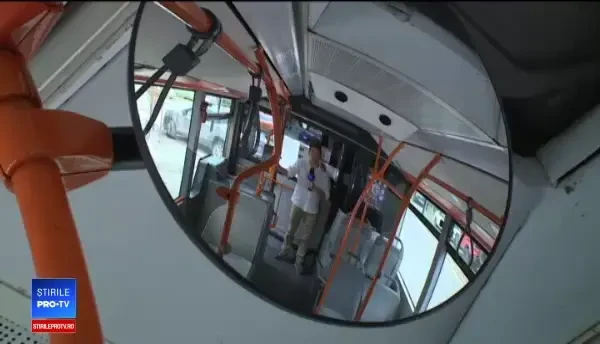 25 de autobuze RATB au ”primit” aer condiționat. Au mai rămas 455 fără