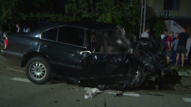 Accident rutier grav în Gorj. Un tânăr de 23 de ani a murit, alte 4 persoane sunt în stare gravă