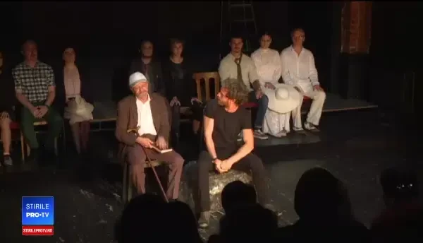 Doi tineri au pus pe picioare un teatru independent, în centrul Capitalei