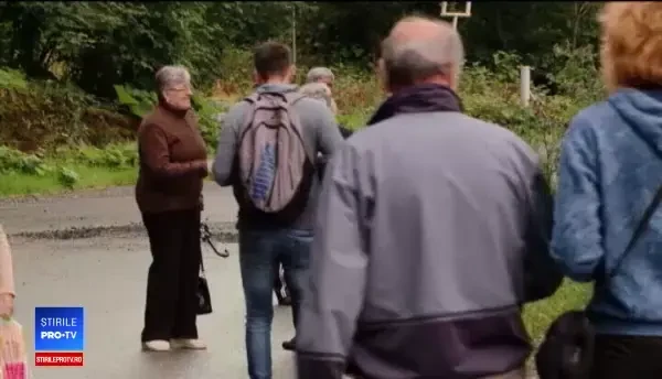 Turiștii care ajung la Predeal se plâng că stau numai între patru pereți