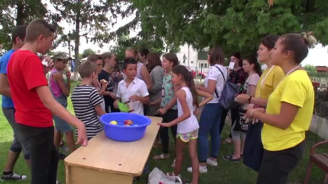 3.000 de copii săraci au mers pentru prima dată în tabără, cu ajutorul Arhiepiscopiei Iașilor