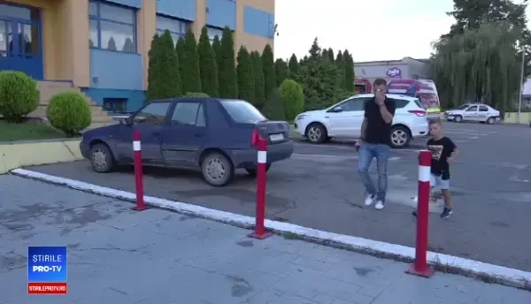 Tavanul unui restaurant din mall-ul din Vaslui s-a prăbuşit peste oameni. 3 răniţi, între care un copil