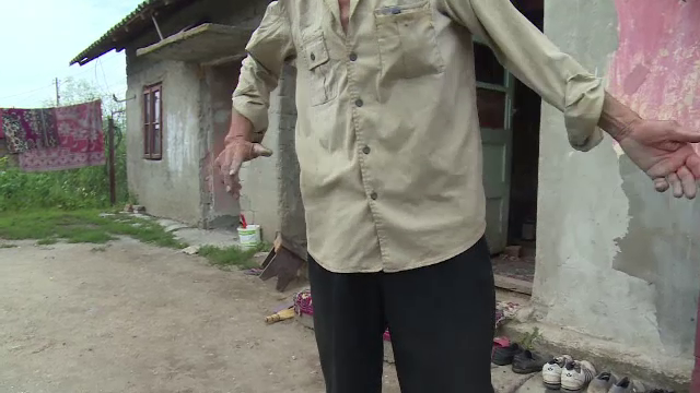 Patru frați abandonați de mamă, bătuți și crescuți în mizerie de tată: ”Bătaia e ruptă din Rai”