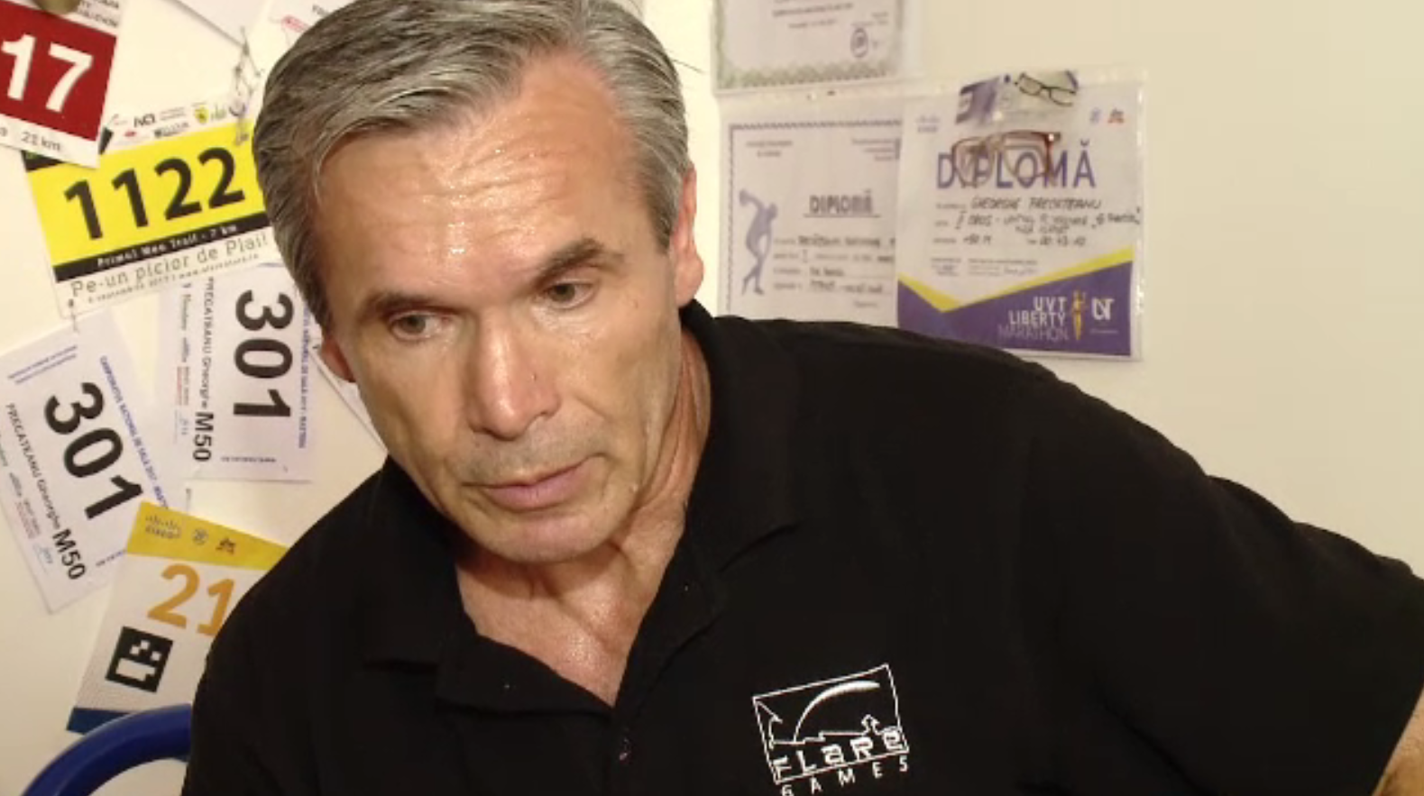 Oamenii străzii din vestul țării, ajutați să-și găsească loc de muncă. Ce a făcut un bărbat cu primii bani