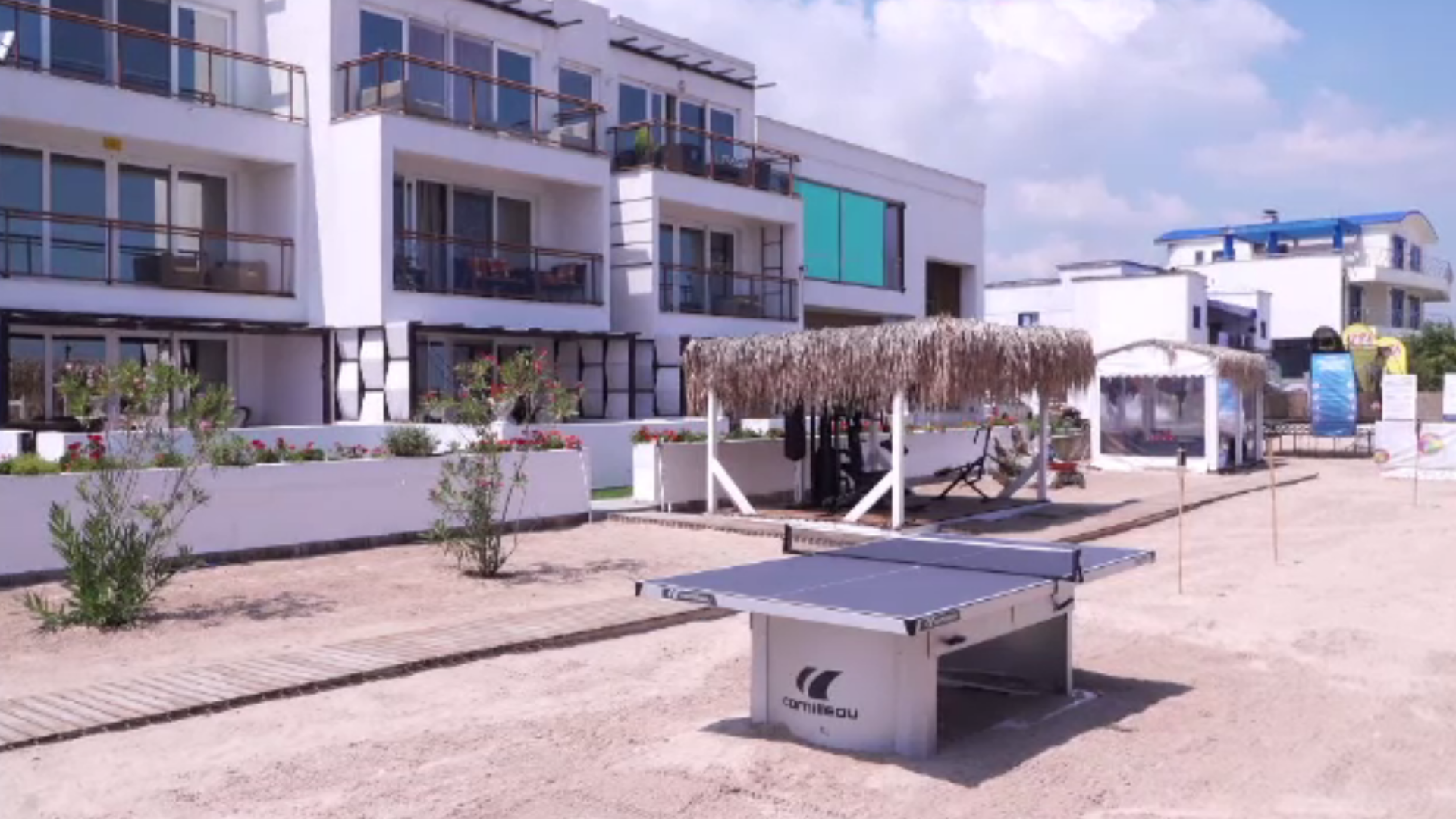 Stațiuni ca în Spania și Grecia, pe litoralul românesc. Prețul unei nopți de cazare