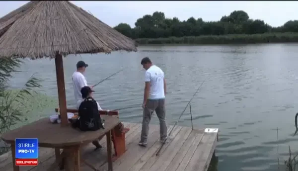 Primul campionat național de pescuit pentru persoane cu deficiențe de vedere