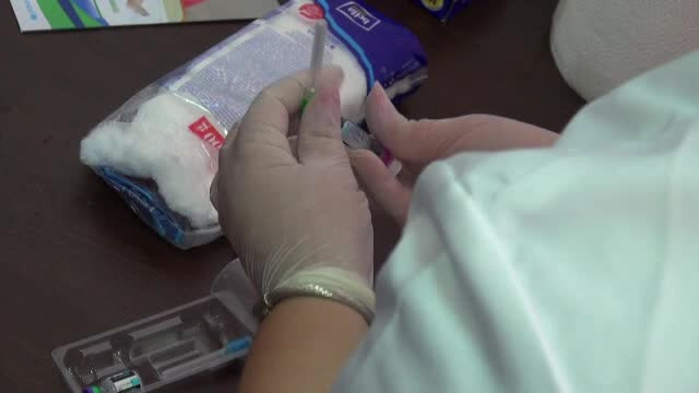 Deși mai sunt copii nevaccinați, zeci de mii de doze de tetravalent sunt lăsate să expire în depozite