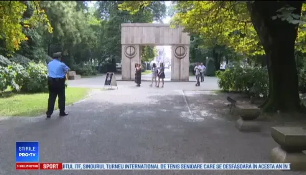 Operele lui Brâncuşi de la Târgu Jiu s-au înverzit