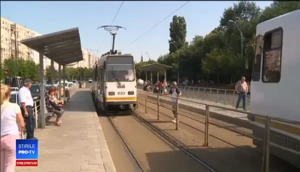O tânără a ajuns la spital cu piciorul tăiat de tramvai. De ce nu a observat vehiculul