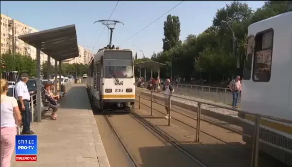 O tânără a ajuns la spital cu piciorul tăiat de tramvai. De ce nu a observat vehiculul