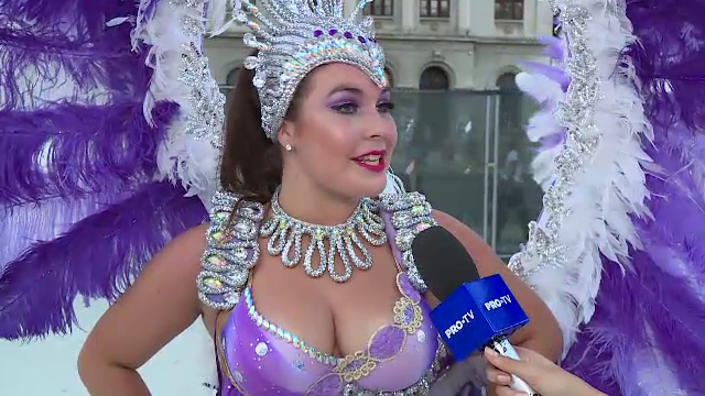 Paradă spectaculoasă în centrul Capitalei, la Festivalul Internațional de teatru de stradă București