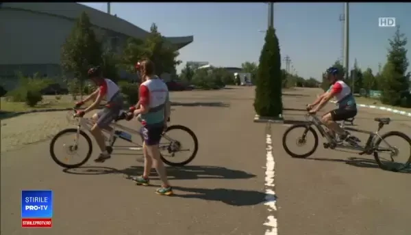 Primele biciclete speciale pentru copiii nevăzători care visează să devină campioni la ciclism