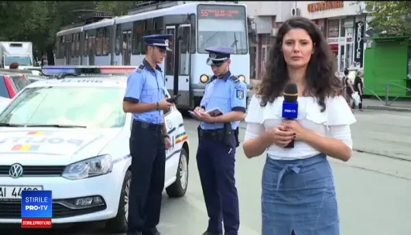 Poliţiştii vor învăţa de la un expert francez cum să comunice cu cetăţenii, după ultimele scandaluri