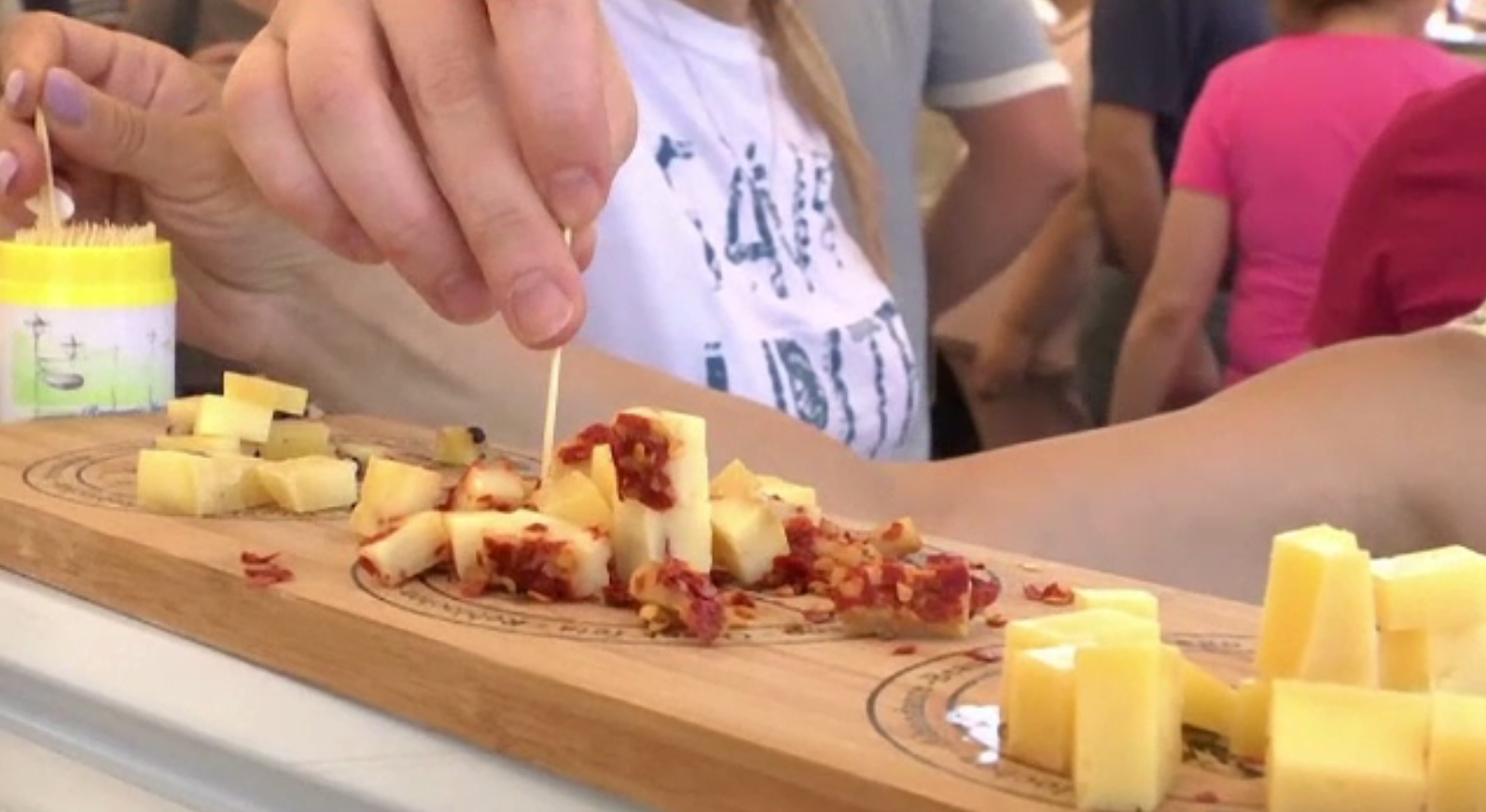 Soluția rușilor, după ce Kremlin-ul a interzis importurile de brânzeturi din Europa