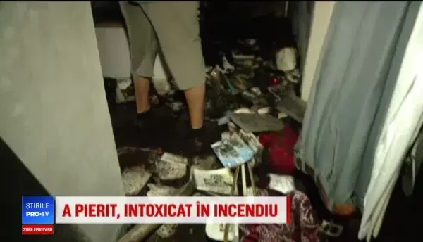 Sfârşit tragic pentru un bătrân din Iaşi. Fostul profesor de franceză a murit intoxicat în casă