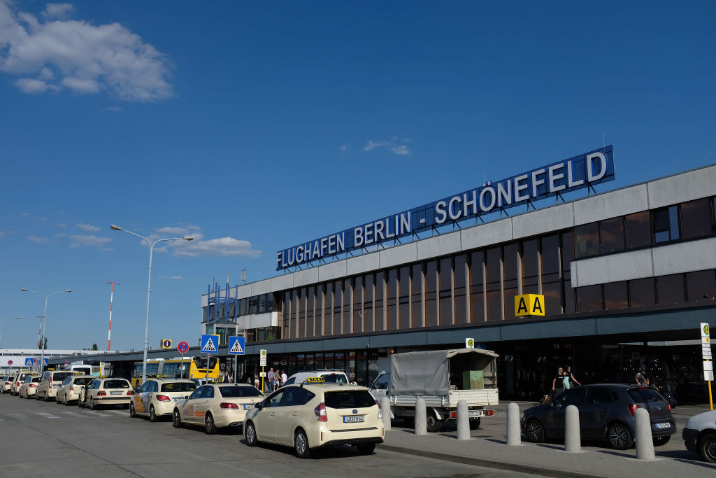 Jucării sexuale au provocat închiderea terminalului unui aeroport din Berlin