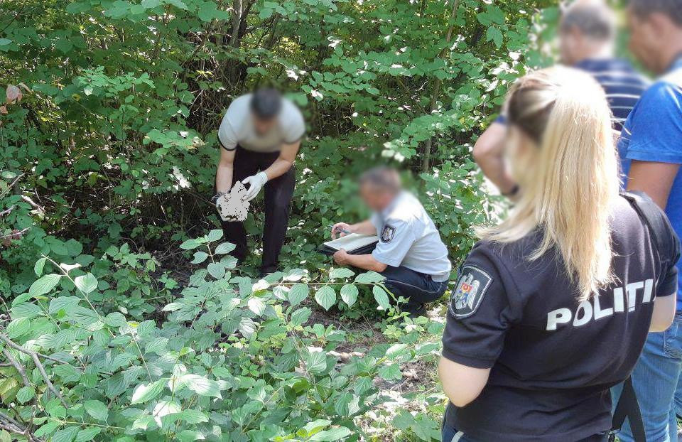 A ars de vii 2 femei, mamă şi fiică. Ce crimă a mai recunoscut apoi la poliţie