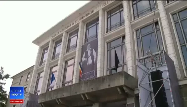 Taragotistul Dumitru Fărcaș, condus pe ultimul drum. Artistul va fi înmormântat în grădina casei unde a copilărit