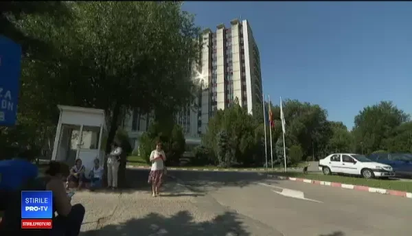 Spitalul Universitar: n-au dezinfectanți, pe pacienți sunt insecte, dar casează paturi ultraperformante